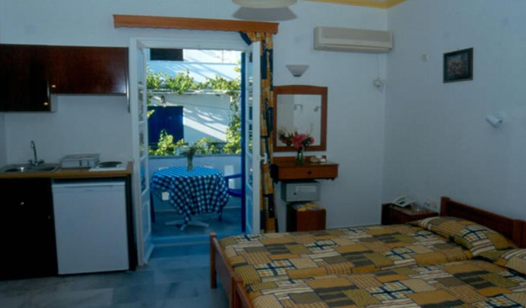 Studios Rea Sun Naxos City Extérieur photo